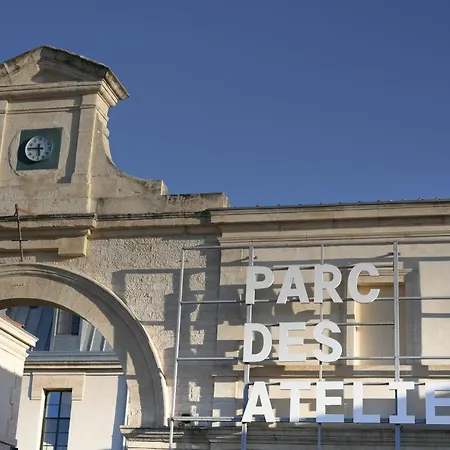 Sous Les Toits - Terrasse Proche Des Arenes Arles